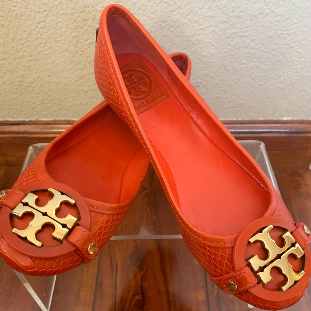 CLEAR OUT SALE! TORY Burch